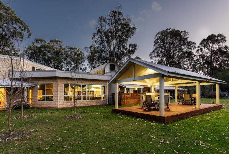 Inn The Tuarts Guest Lodge Busselton Accommodation - Adults Only Exterior photo